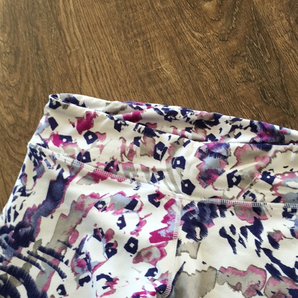 O’Neill active wear capri pants - Picture 4 of 5